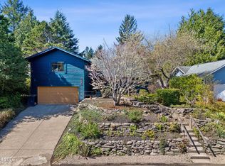 830 SW Dolores Dr, Waldport, OR 97394