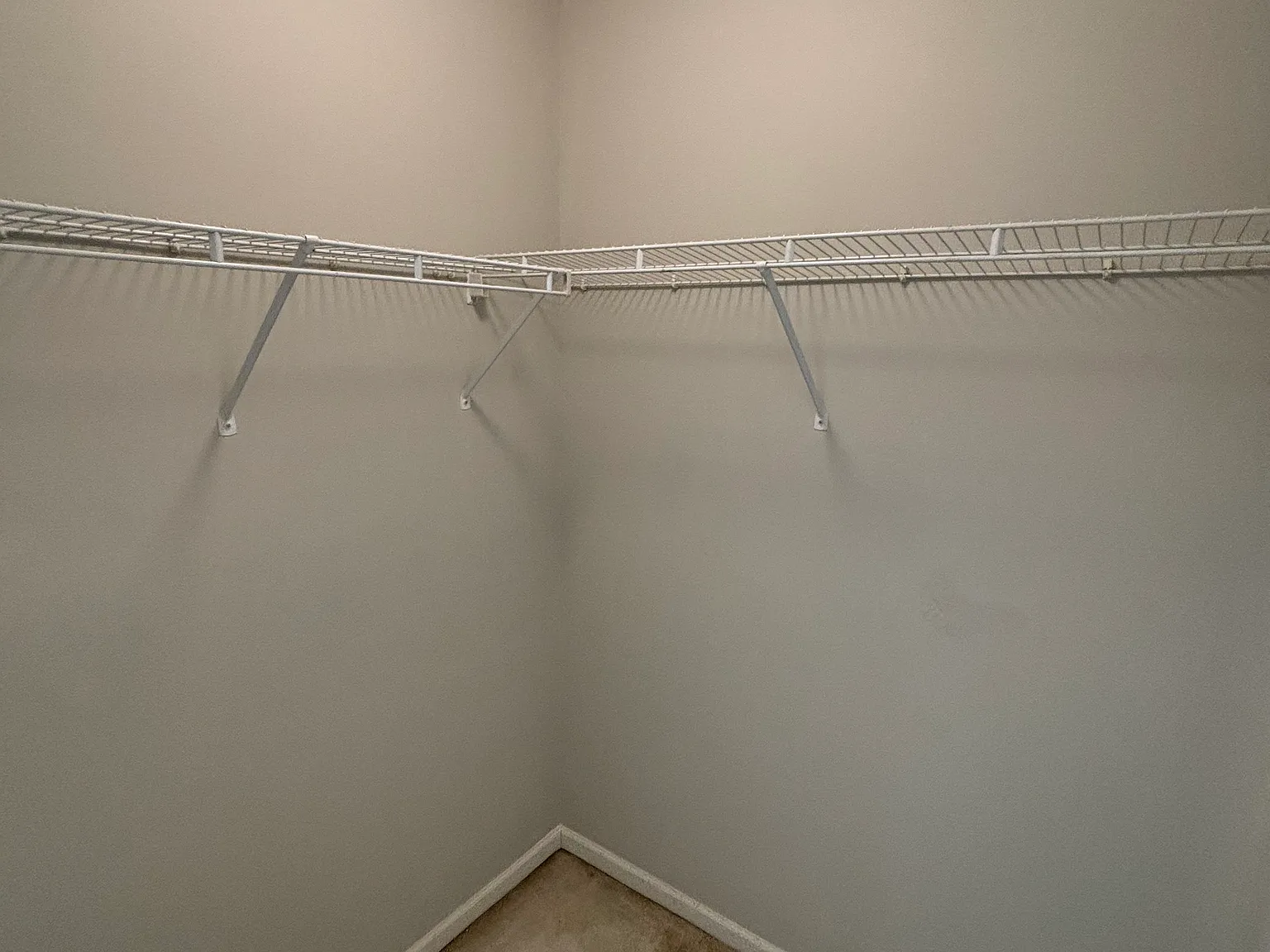 2 bed, 2.5 bath, 1891 sqft, $2,900 — Photo 2