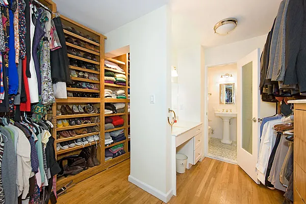 Sold by Town Residential | media 9