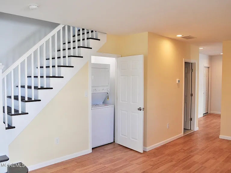 485 Joline Ave #2 — Photo 3