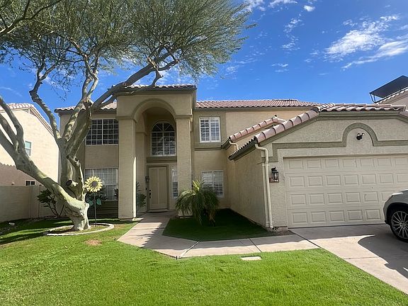 2nd image of 3947 N Carnation Ln