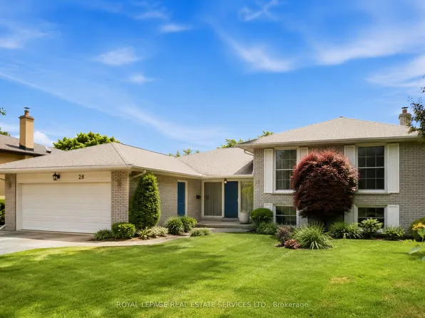 28 Bemersyde Dr, Toronto, ON M9A 2S8