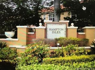 646 SW 106th Ave, Pembroke Pines, FL 33025