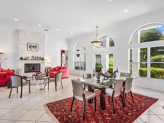 2nd image of 3663 Chinaberry Terrace