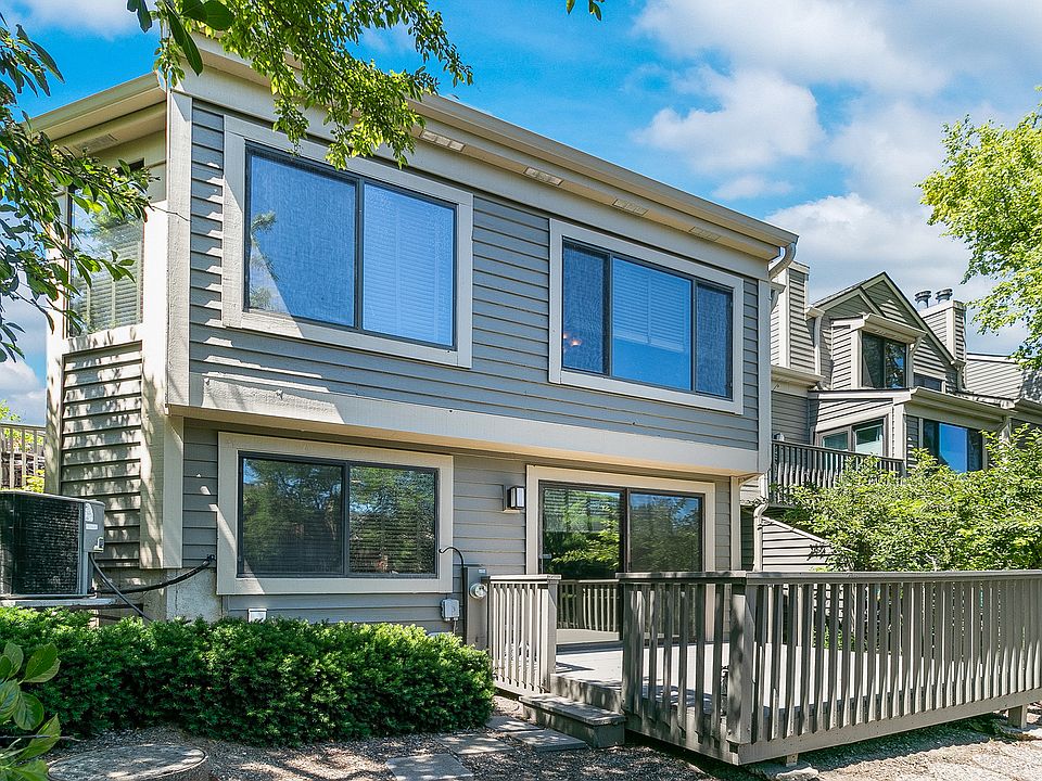 417 White Oak Ln Barrington IL Zillow