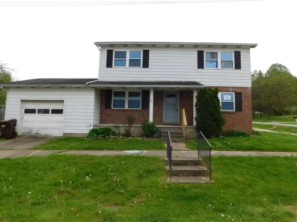 6 Chestnut St, Stoneboro, PA 16153