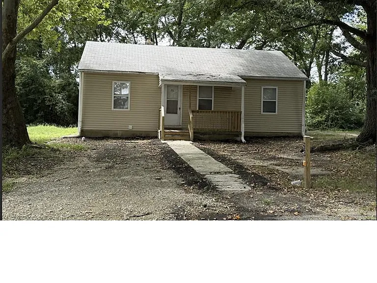 26 Oakland St — Photo 1