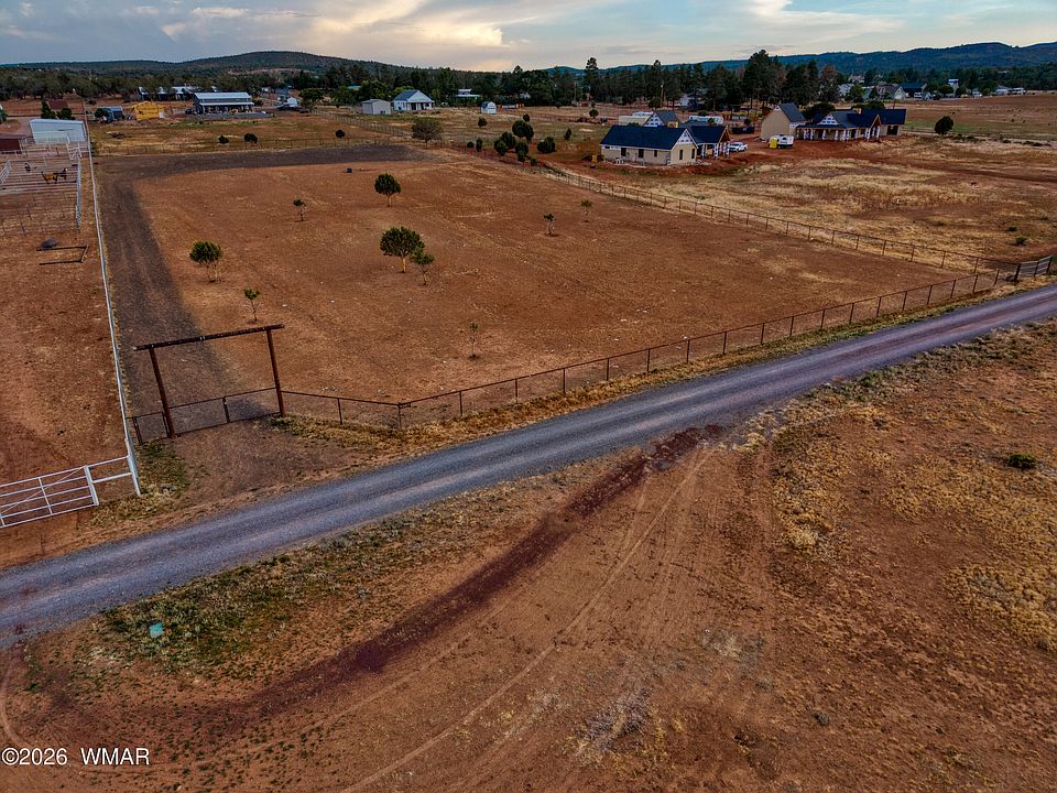 1st image of 1067 School House Ln