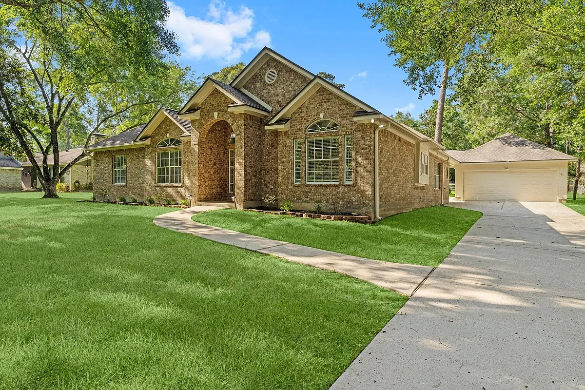 Building Photo - 2333 Stableridge Dr