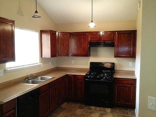 2nd image of 3045 Walnut Springs Dr
