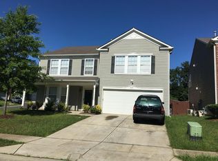 7035 Maple Park Ln, Charlotte, NC 28269