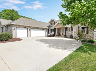 98 W Holly Ridge Rd, Willard, MO 65781