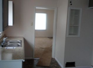 1310 Lavender Ave, Flint, MI 48504