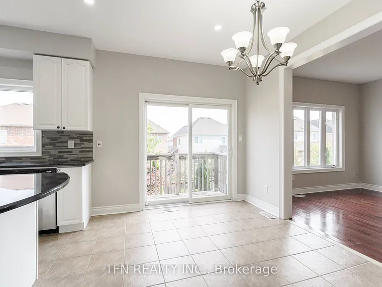 1648 Pennel Dr #UPPER — Photo 19