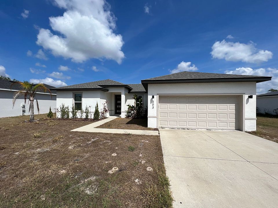 1st image of 303 Hibiscus Dr