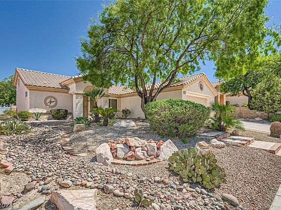 3rd image of 2628 Hope Forest Dr