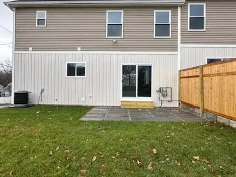 62 Soundview Ave — Photo 17