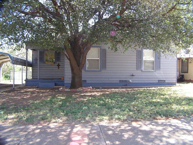 1st image of 1505 Campbell St