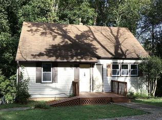 3433 Cheyenne Dr, Raleigh, NC 27609