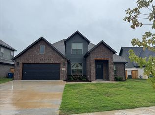 4801 SW Elderwood St, Bentonville, AR 72713