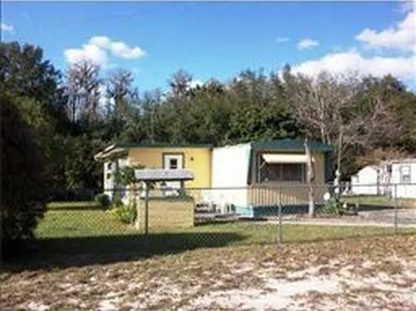 9835 Lake Dr, New Port Richey, FL 34654