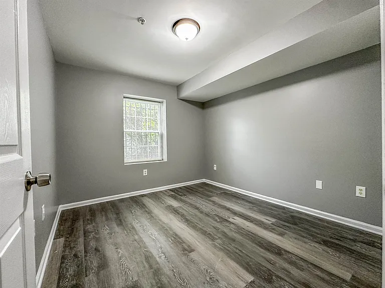 280 Jelliff Ave #1 — Photo 45