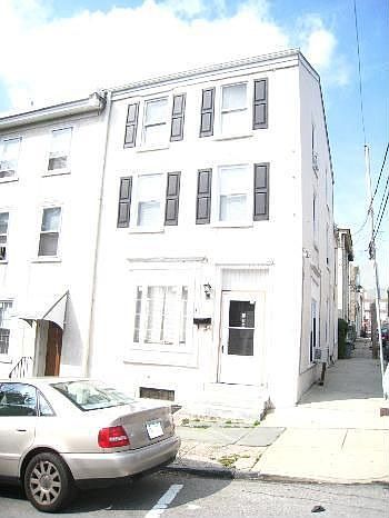 1st image of 130 Jamestown Ave