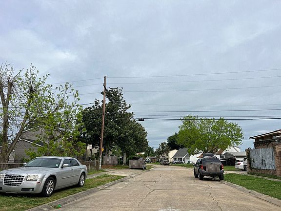 4th image of 436 Belle Chase Dr