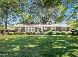 704 N Webb St, Selma, NC 27576