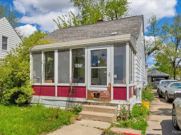 8675 Paige Ave, Warren, MI 48089