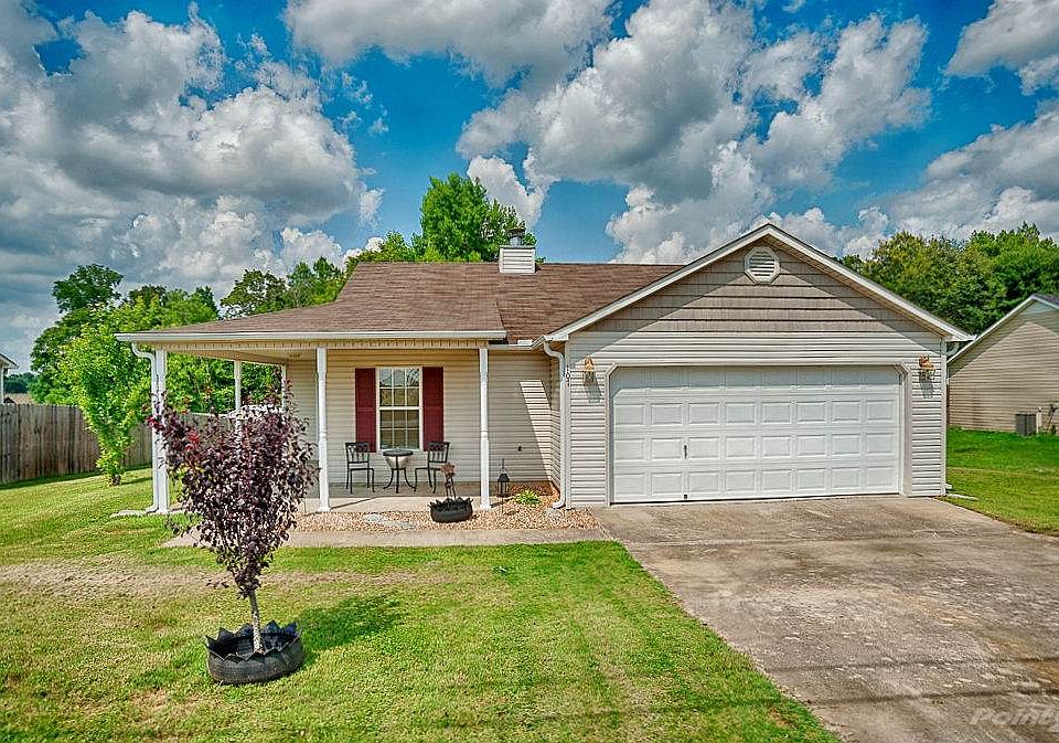Wonderful home in the Fox Ridge Subdivision