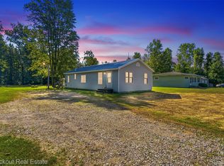 12845 Bueche Rd, Burt, MI 48417