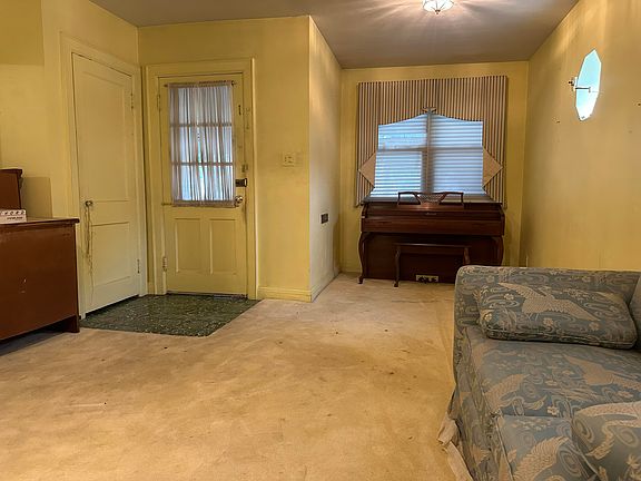 4th image of 5144 Kentucky St
