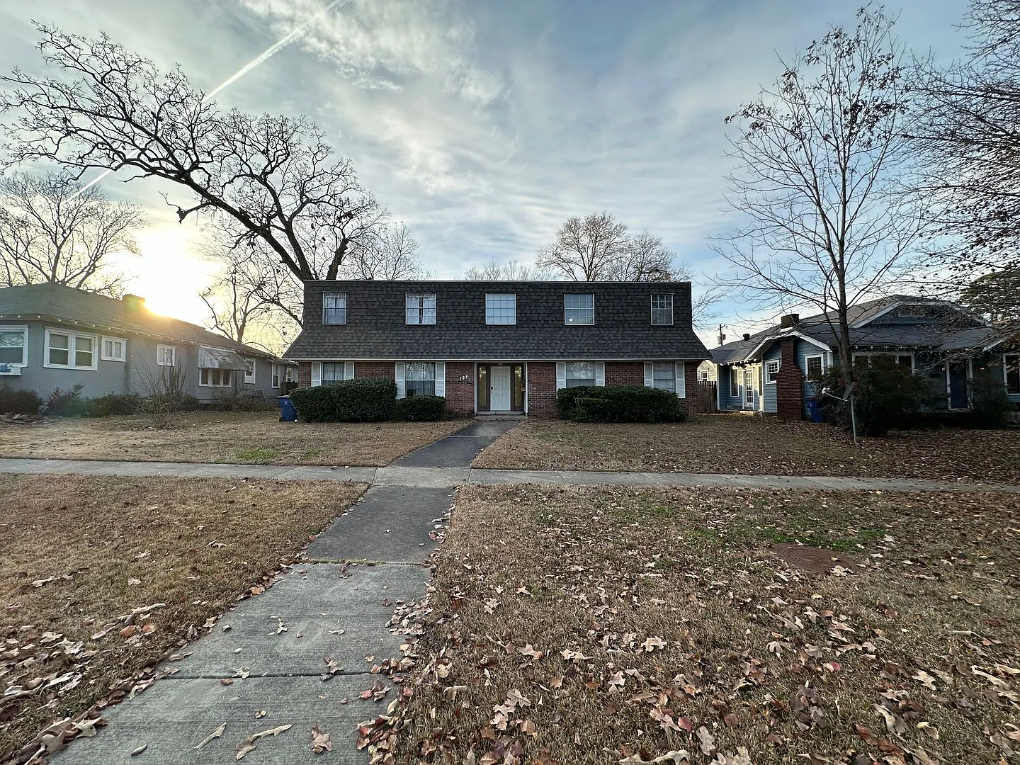 * Move-In Special * Gorgeous 2 Bed / 1 Bath Apartment in Fort Smith - Laundry On-Site — Photo 1