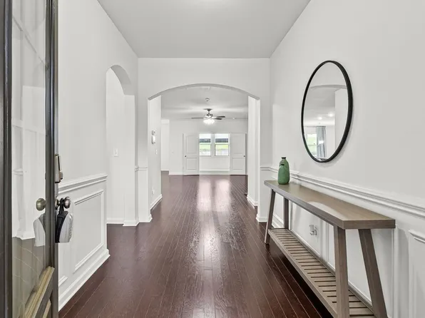 5817 Napa Valley Dr, Smyrna, TN 37167