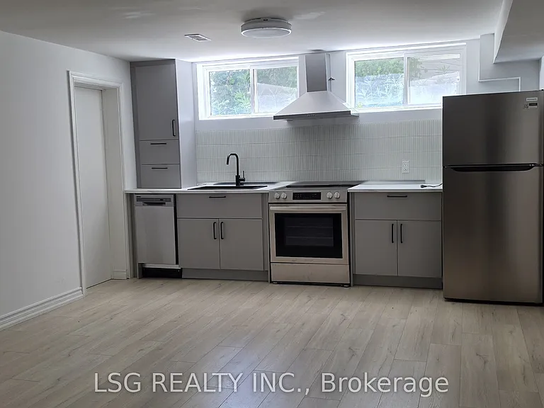 81 Norgrove Cres — Photo 31