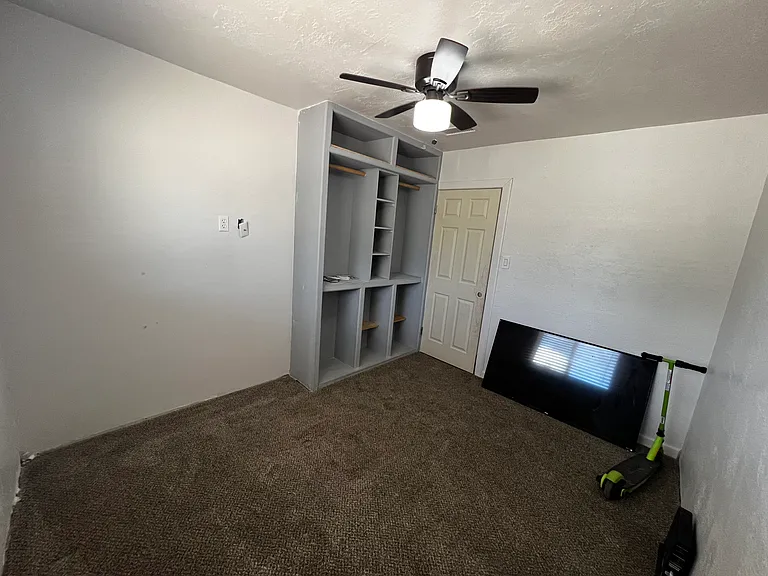 1030 Joy Ln — Photo 13