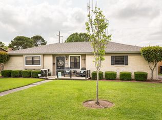 1404 Orange Ave, Nederland, TX 77627