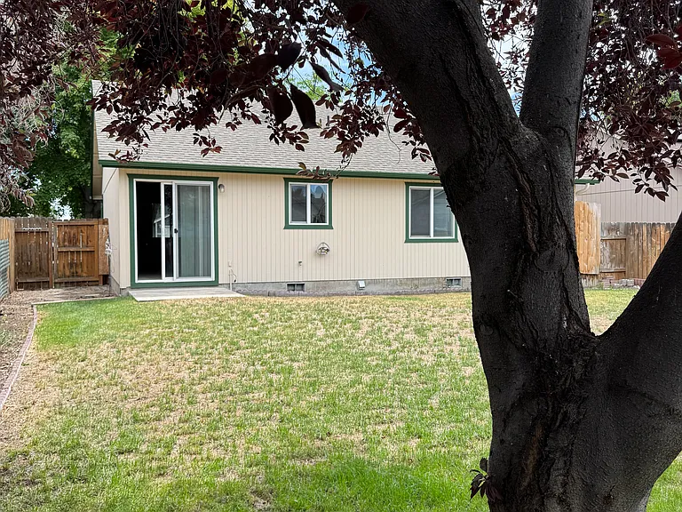 3255 SW Metolius Ave — Photo 4