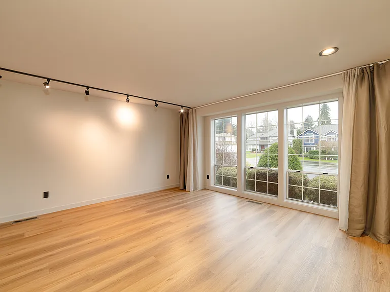 10012 SE 247th Pl — Photo 7