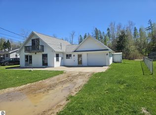 4411 Birch Dr, Lake, MI 48632
