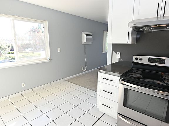 3rd image of 3993 Starview Dr APT 4