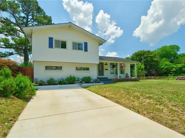 2905 Creekwood Rd, Norfolk, VA 23518