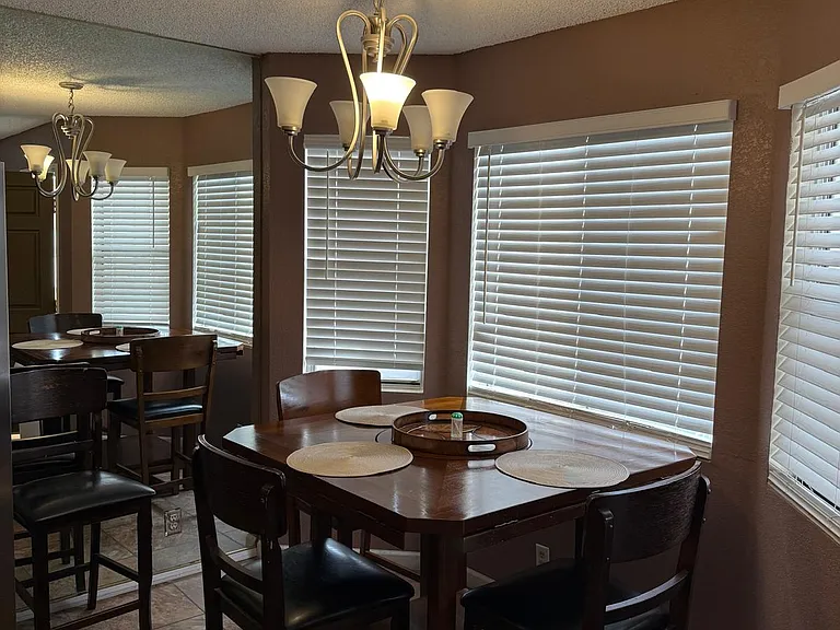 1108 N Cimarron Rd #202 — Photo 2
