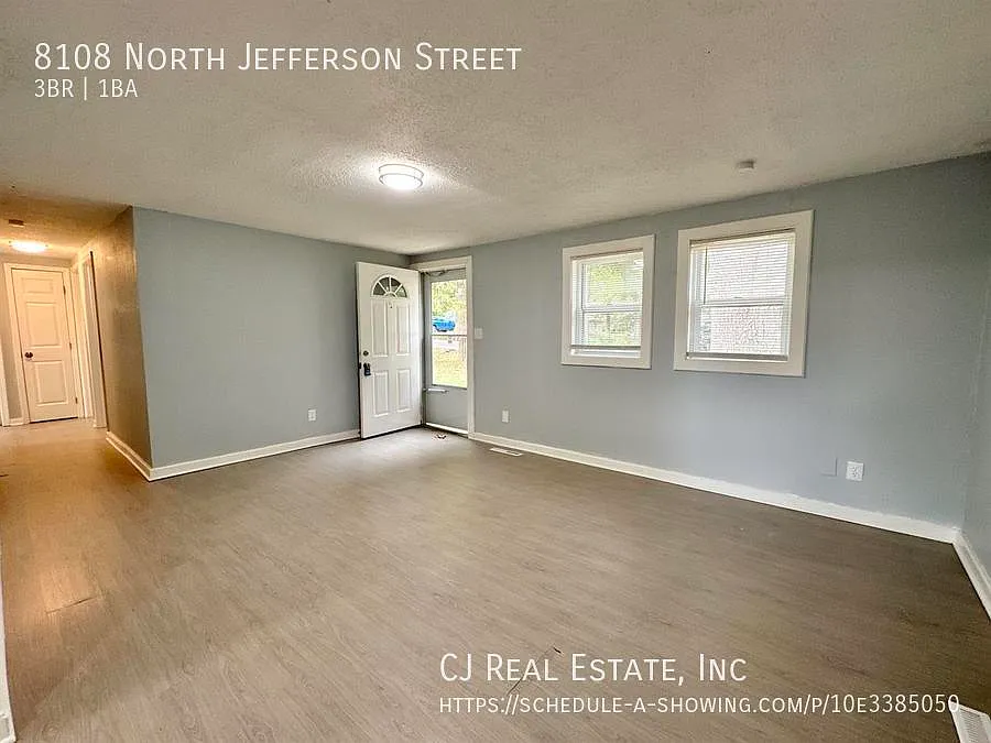 3 bed, $1,195 — Photo 2