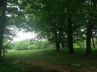 5 Amherst Rd, Leverett, MA 01054