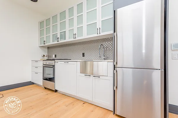 Rented by The KCI Group | media 26