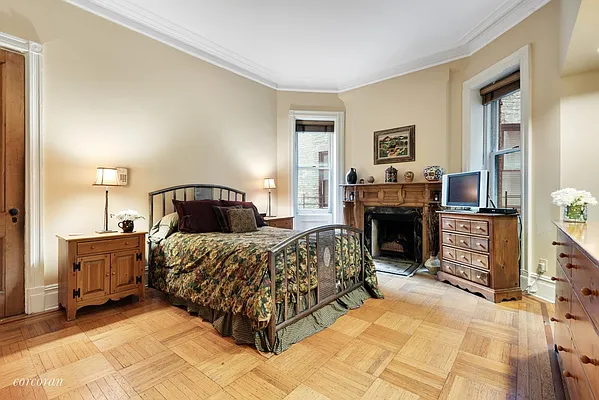 Sold by Corcoran | media 13