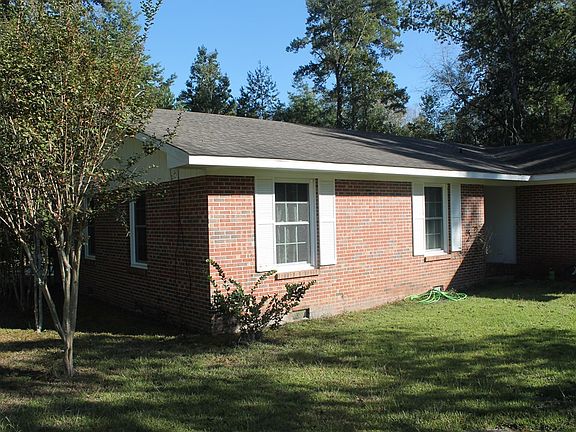 2nd image of 233 Gill Dr