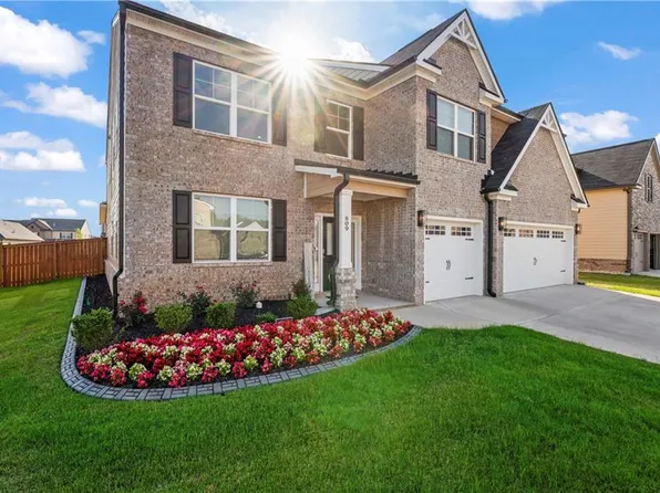 809 Albright Ln, Hampton, GA 30228